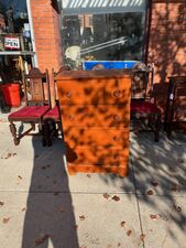 Maple chest of drawers - $125